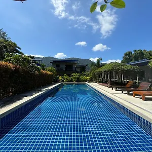 Baan Chainarong Ko Lanta
